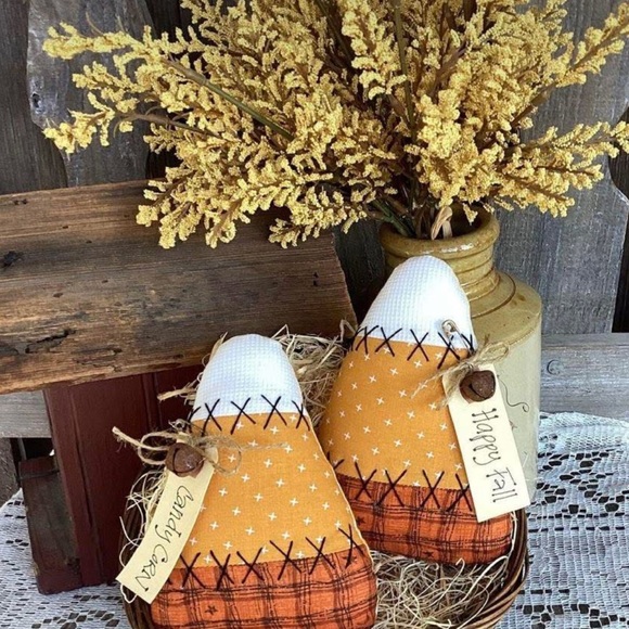 25% off entire closet! Add items to bundle, to  receive discount! - Picture 1 of 4